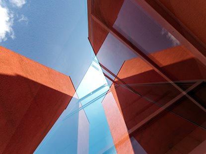 Архитектурная смола для порошковых покрытий с низким содержанием отвердителя